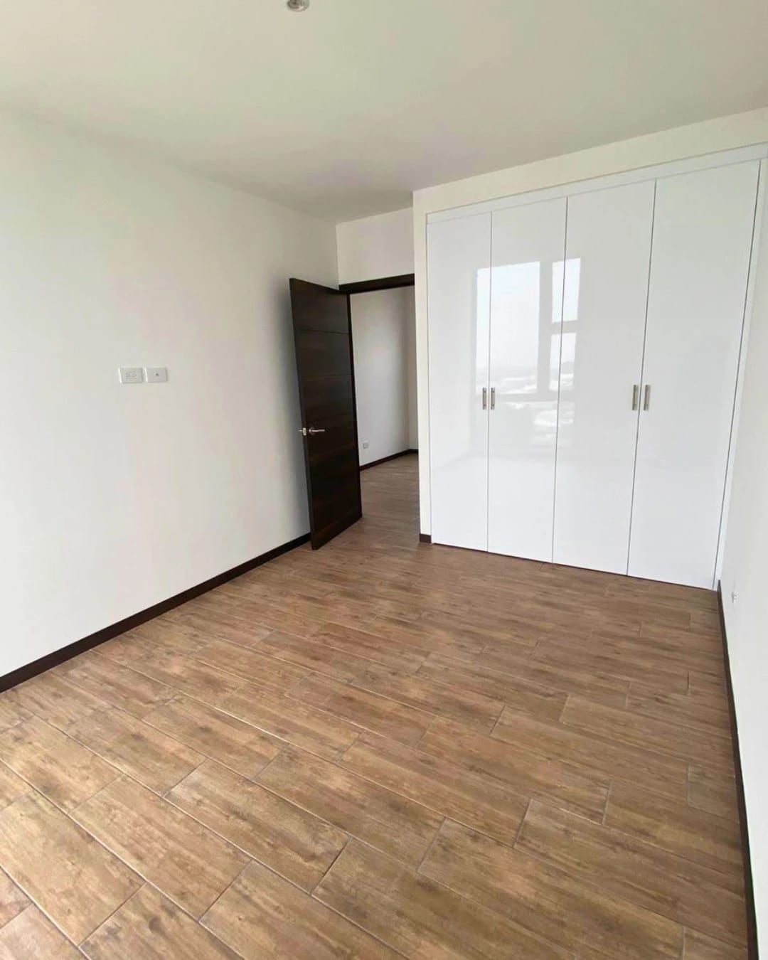 APARTAMENTO EN RENTA ZONA 13 AURÉ — foto 10 de 10