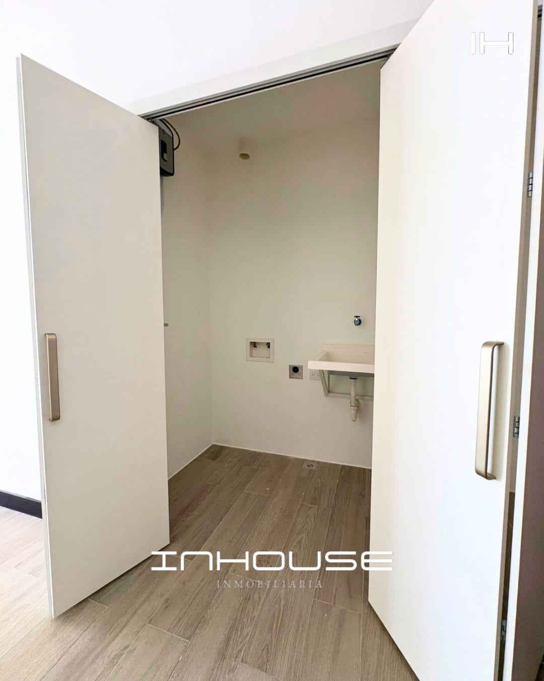 APARTAMENTO EN VENTA -ZONA 13 IRIDIA- PARA ESTRENAR — foto 5 de 10