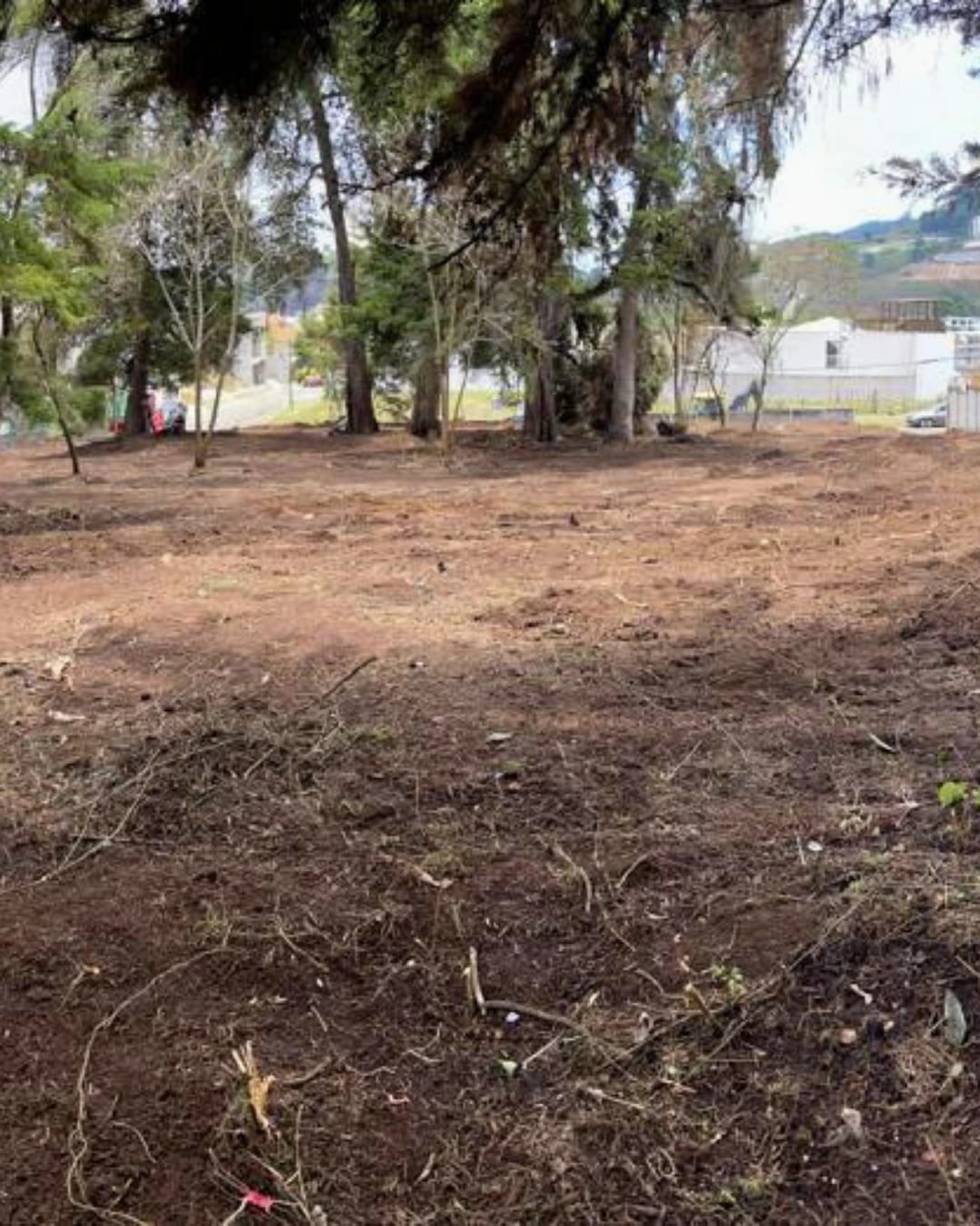 TERRENO EN VENTA ZONA 16, HACIENDA REAL — foto 1 de 5