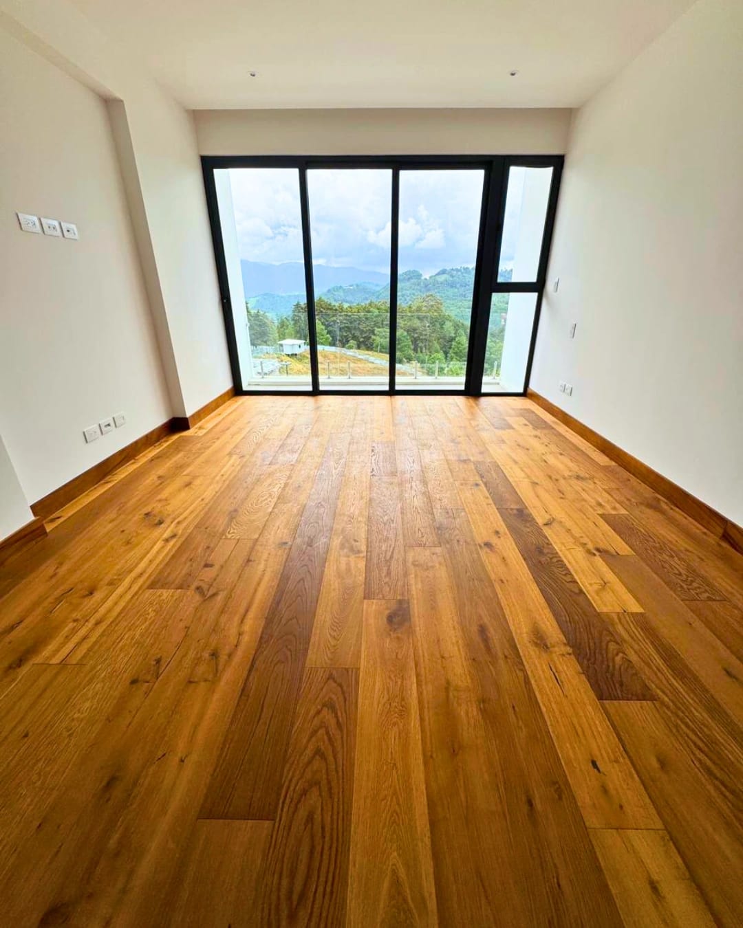 CASA EN VENTA EN ZONA 16, EL PULTE ECUESTRE — foto 3 de 11