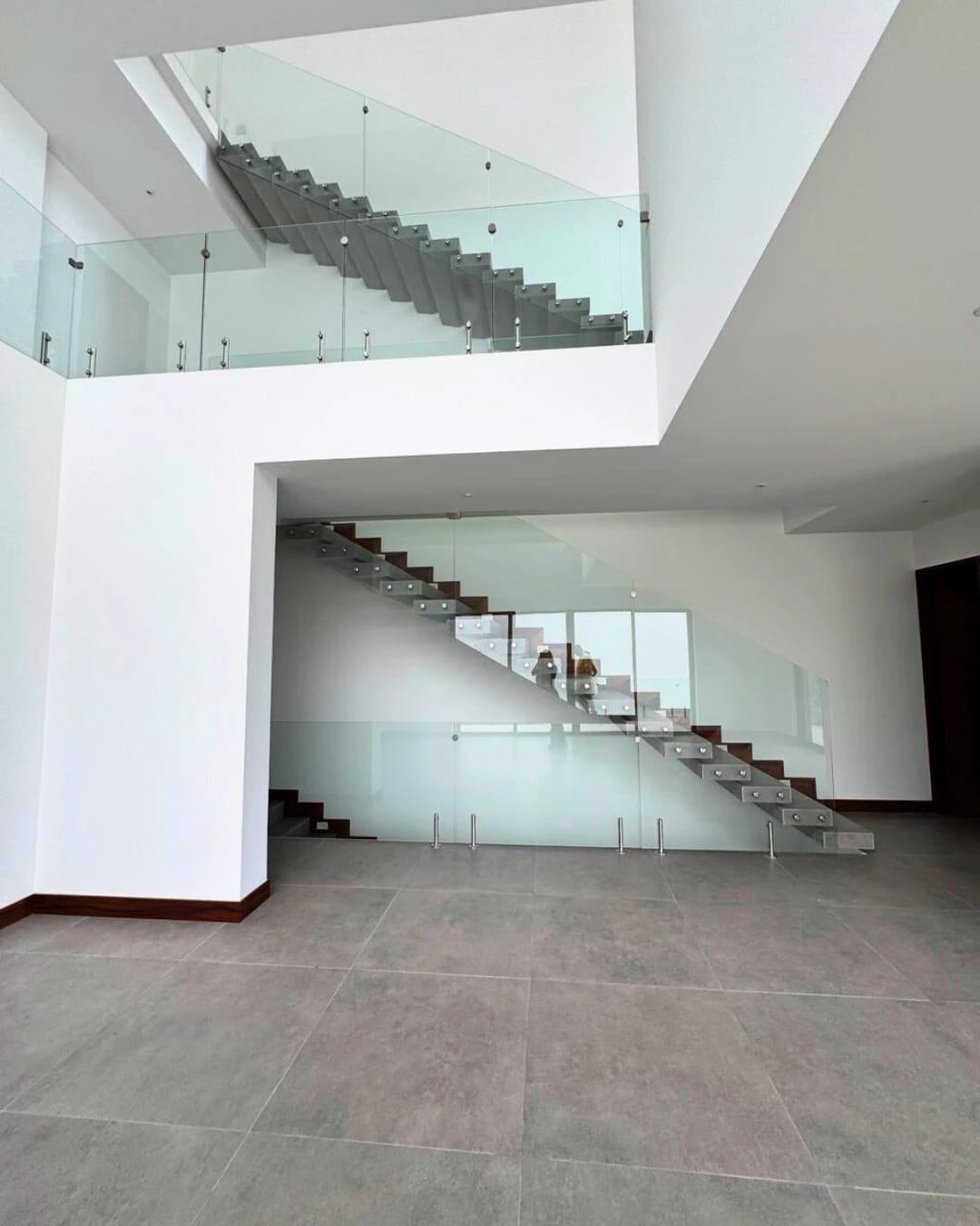 CASA EN VENTA EN ZONA 16, EL PULTE ECUESTRE — foto 4 de 11