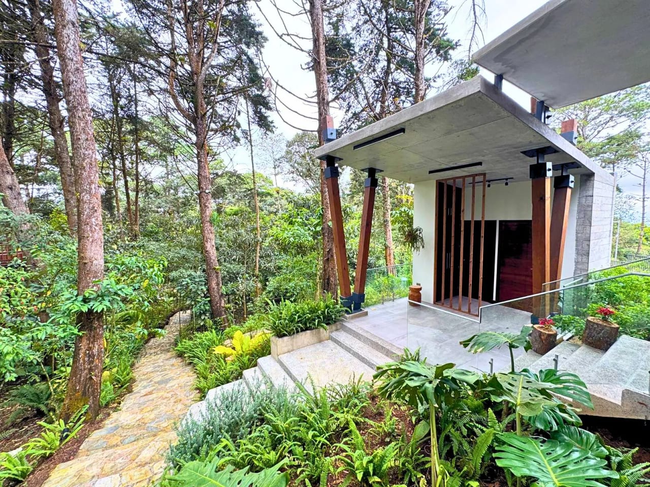TERRENO EN VENTA SANTA ROSALIA ZONA 16 LEGAD0 DEL BOSQUE — foto 5 de 10