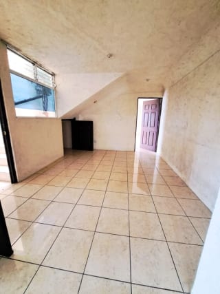 CASA EN VENTA ARRAZOLA 2 IDEAL PARA INVERSIONISTAS — miniatura 5 de 12