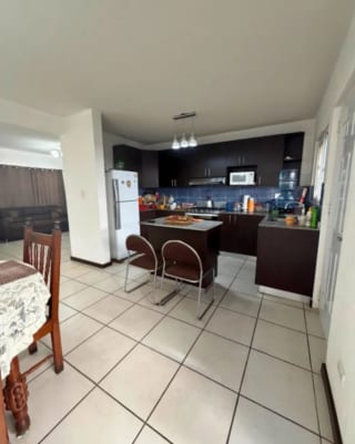 CASA EN VENTA EN CARRETERA A EL SALVADOR, KM 26 — miniatura 1 de 14